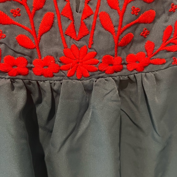 NWT Savanna Jane Embroidered Blouse size large - Picture 7 of 16